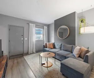Photo 2 - North Pearl Residences 874