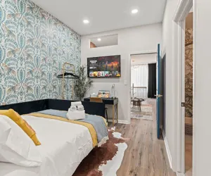 Photo 3 - Stylish 1BR/2BA Near Liberty Bell