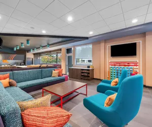 Photo 4 - Tru By Hilton Brockton