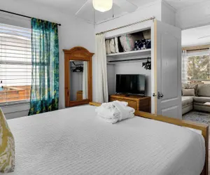 Photo 5 - 2BR Home, Private Heated Pool, 4 Bikes, Beach Access