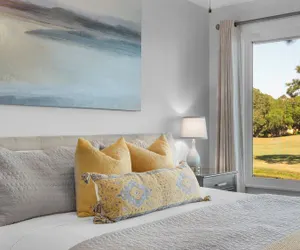 Photo 5 - Waterfront Retreat in Sandestin w/ Golf Cart & Free Attraction Tickets!