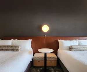 Photo 4 - Rayland Hotel