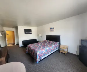 Photo 5 - Mountain View Motor Inn LLC