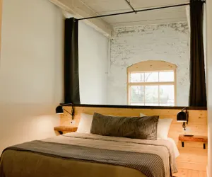 Photo 2 - Loom Room Retreat