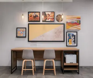 Photo 4 - Tru By Hilton Flagstaff