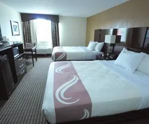 Photo 2 - Festus Inn