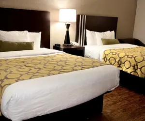 Photo 2 - Greenville inn