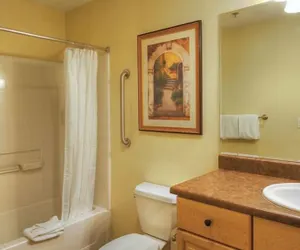 Photo 5 - Tropicana Condos