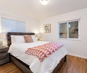 Photo 4 - Orchard Flats Perfect Group Stay w/ Yard and BBQ