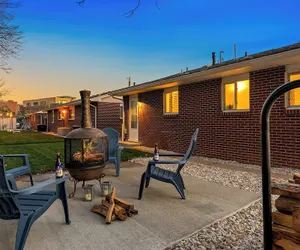 Photo 2 - Orchard Flats Perfect Group Stay w/ Yard and BBQ