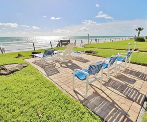 Photo 2 - Colony Beach Club 248
