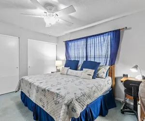 Photo 3 - Colony Beach Club 209