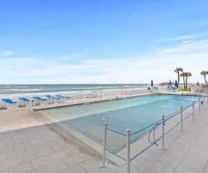 Photo 2 - Surfside Club 503