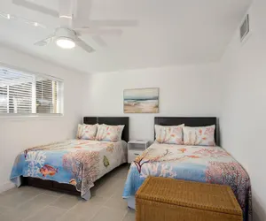 Photo 5 - Beach House Paradise