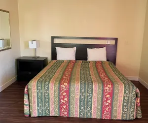 Photo 5 - Cloud 9 Motel