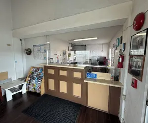 Photo 4 - New Budget Inn