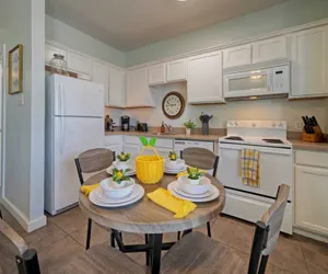 Photo 3 - Sleeps 10 Two Condos. Pet-friendly + Beach Access