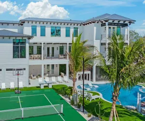 Photo 4 - Siesta Key Estate in Sarasota