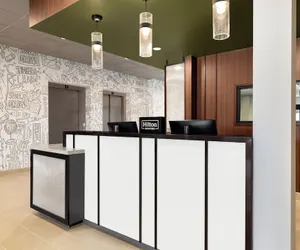 Photo 5 - LivSmart Studios By Hilton Kokomo