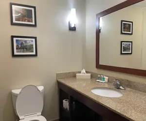 Photo 4 - Forestpark Suites