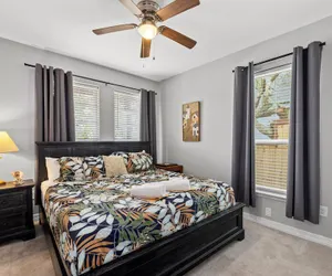 Photo 4 - Nina's Place 4 Bedroom Home