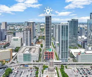 Photo 2 - Stay Sol Downtown