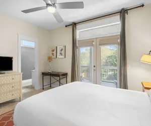 Photo 2 - 30A Beach House w/ Private Pool, Fire Pit, BBQ & Golf Cart to Rosemary Beach