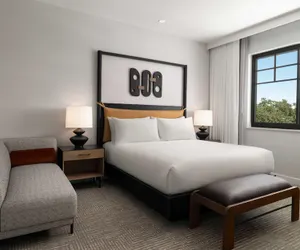 Photo 4 - The Ava Hotel Paso Robles, Curio Collection By Hilton