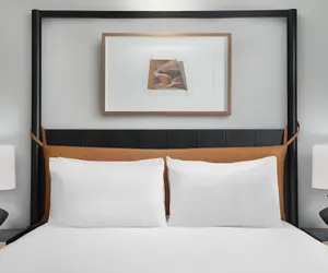 Photo 4 - The Ava Hotel Paso Robles, Curio Collection By Hilton