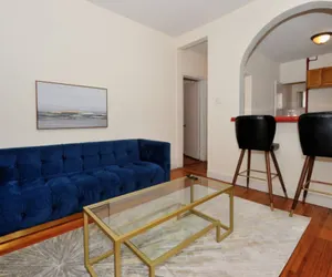 Photo 5 - 2BR Upper East Side Near Central Park