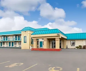 Photo 2 - Econo Stay Inn
