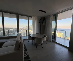 Photo 2 - Apartment