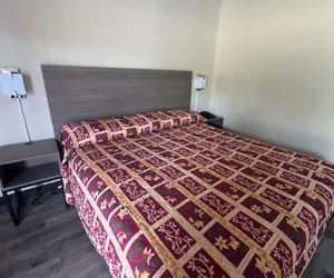 Photo 2 - Studios & Suites 4 Less Virginia Beach