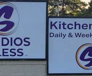 Photo 2 - Studios & Suites 4 Less Virginia Beach