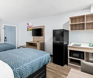 Photo 2 - Suburban Studios Harvey - New Orleans