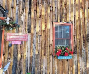 Photo 3 - VT Nature Retreat Sleeps 6 + Pet OK