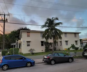 Photo 5 - Little Havana 2BR Near Brickell & Midtown