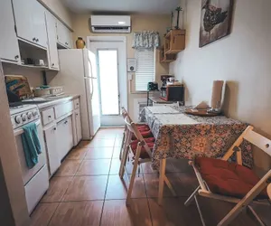 Photo 5 - Modern 1BR Retreat Near Beach & Downtown, Pet OK