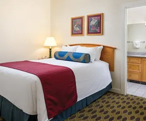 Photo 4 - Cathedral City Condos
