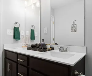 Photo 3 - Modern Comforts in Clarksville