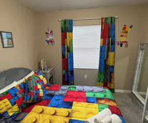 Photo 4 - BlockHaven near Legoland & Disney