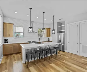 Photo 4 - La Concha Blvd #31 -