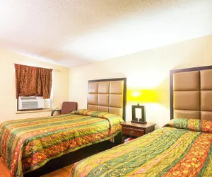 Photo 5 - Bama Motel Mobile I-65 & US-90