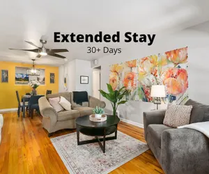 Photo 2 - Urban Nest Garage, Sunroom & Fenced Yard