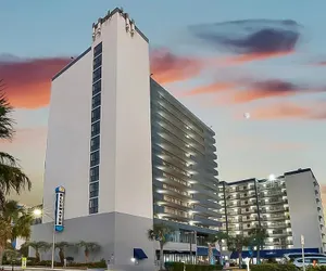 Photo 2 - Bluewater Resort 310