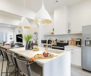Photo 4 - Sleeps 24 2 Units Near DT Nashville Outrider by Avantstay