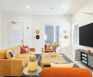 Photo 3 - Sleeps 24 2 Units Near DT Nashville Outrider by Avantstay