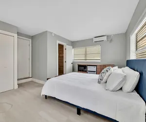 Photo 2 - 1BR Getaway by Dania & Hollywood Beach