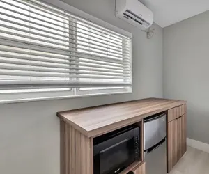 Photo 3 - 1BR Getaway by Dania & Hollywood Beach