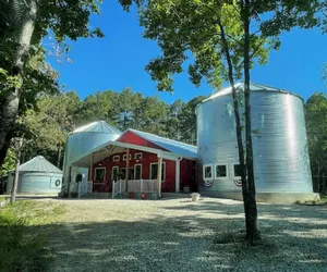 Photo 4 - Hermann Grain Bins BNB